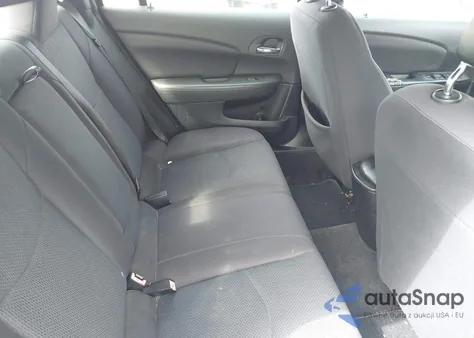 2013 Chrysler 200 Touring z USA, uszkodzony, nr VIN 1C3CCBBB0DN614798